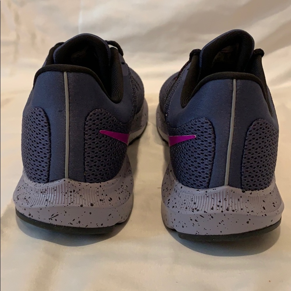 Nike Quest 2 SE Athletic Shoes - Picture 4 of 8